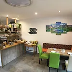 בית הארחה Simmer 3*