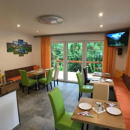 Simmer Guest house *