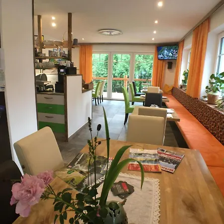 Simmer Guest house *